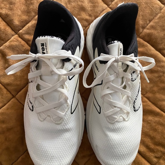 NEW BALANCE | Fresh Foam ROAV Running Shoesw - Picture 3 of 12